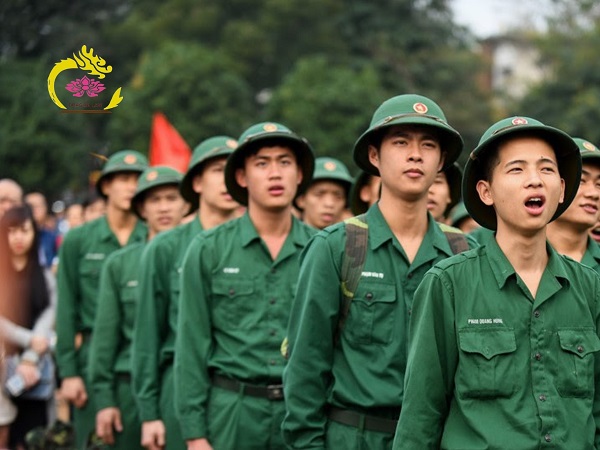 xam-hinh-co-di-nghia-vu-quan-su-khong-2